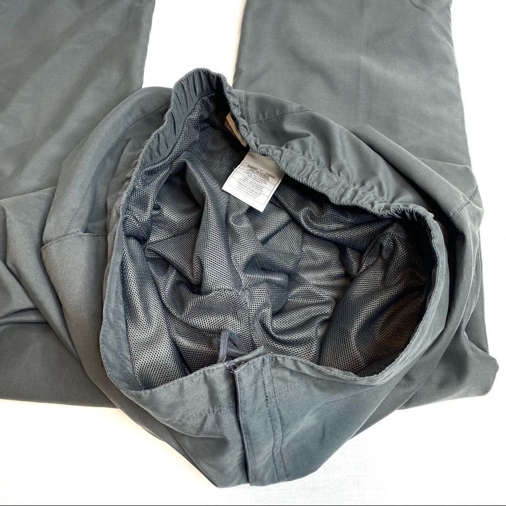 Nike gray mesh lined zipper and drawstring nylon track pants size M - Picture 14 of 16